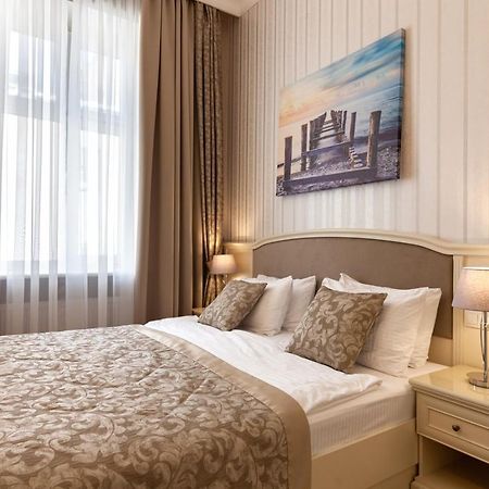 Royal Mini-Apart Hotel On Rynok Square Lviv Dış mekan fotoğraf