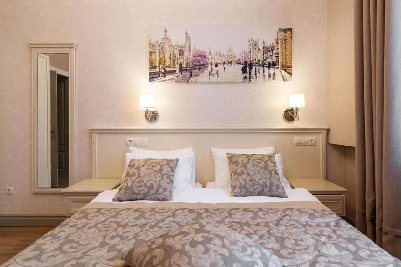 Royal Mini-Apart Hotel On Rynok Square Lviv Dış mekan fotoğraf